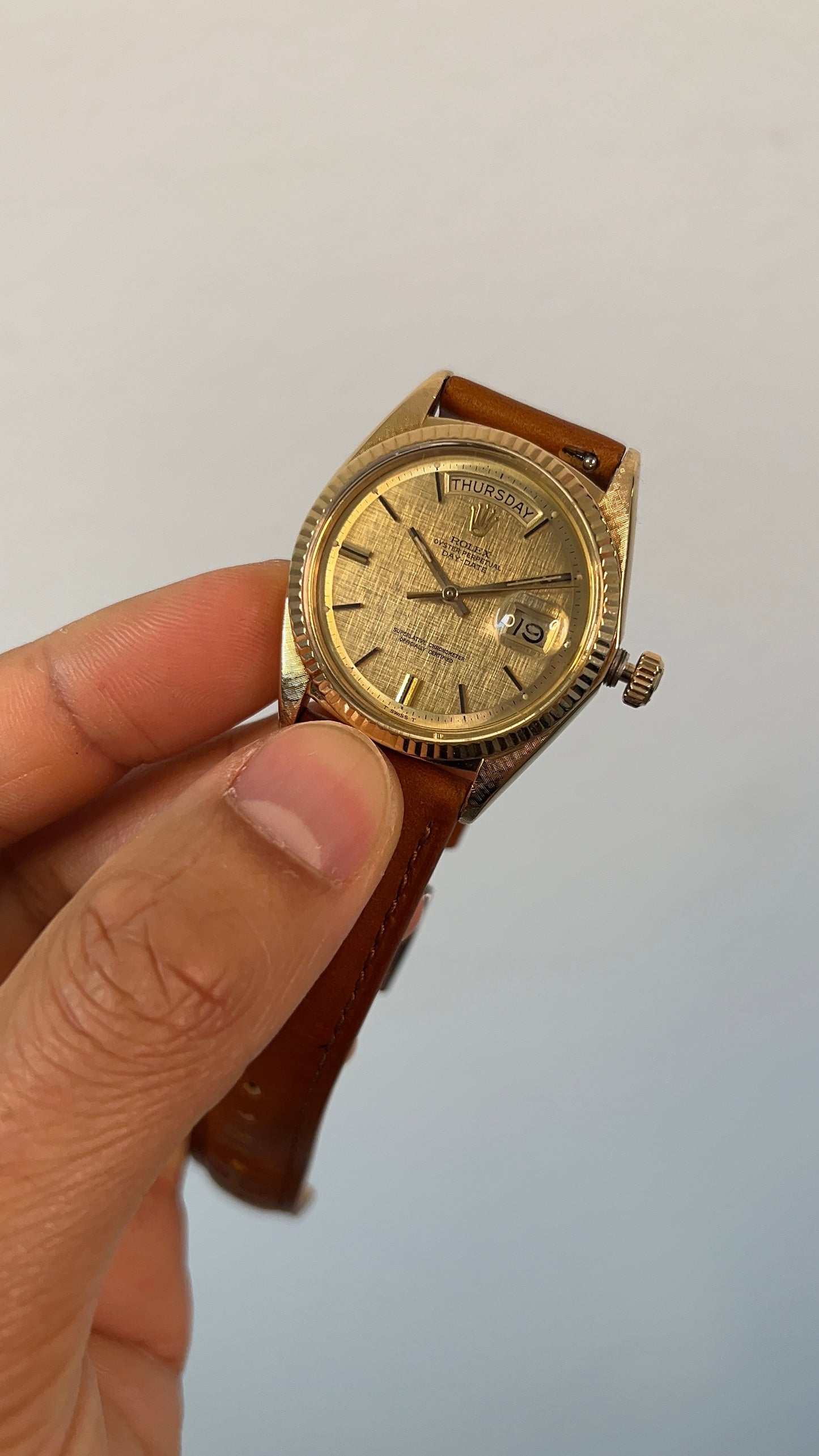 Vintage 18k Solid Gold 1803 Rolex Day-Date Watch from 1972's