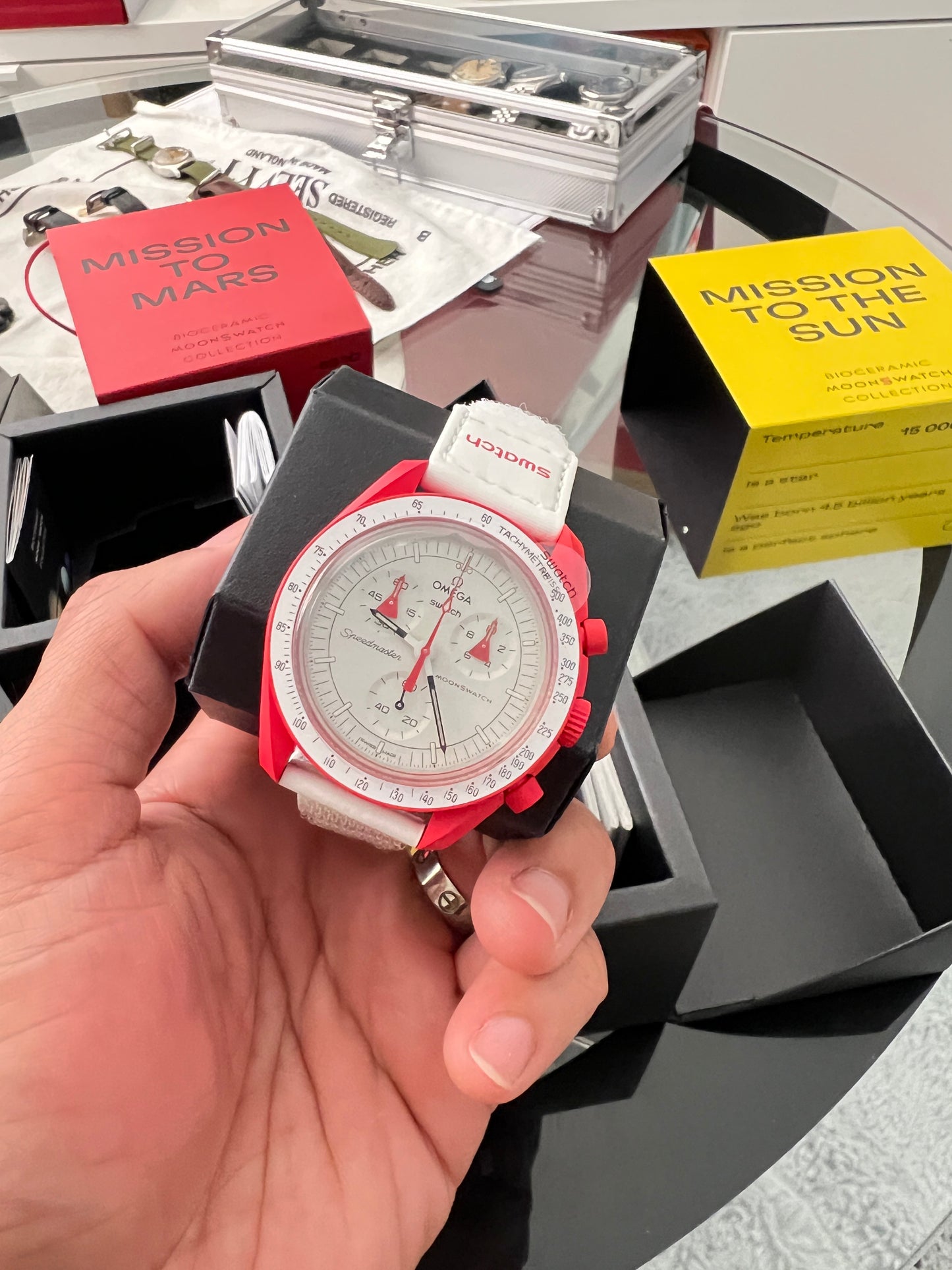 Omega Moon x Swatch "Mission to the Mars"